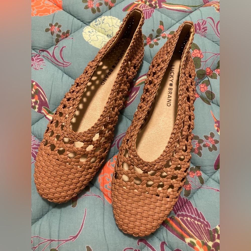 Brand New 🌟 Woven Lucky Brand Flats